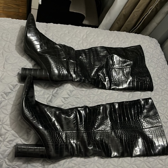 Call it spring alligator pattern knee high boots - Picture 3 of 3